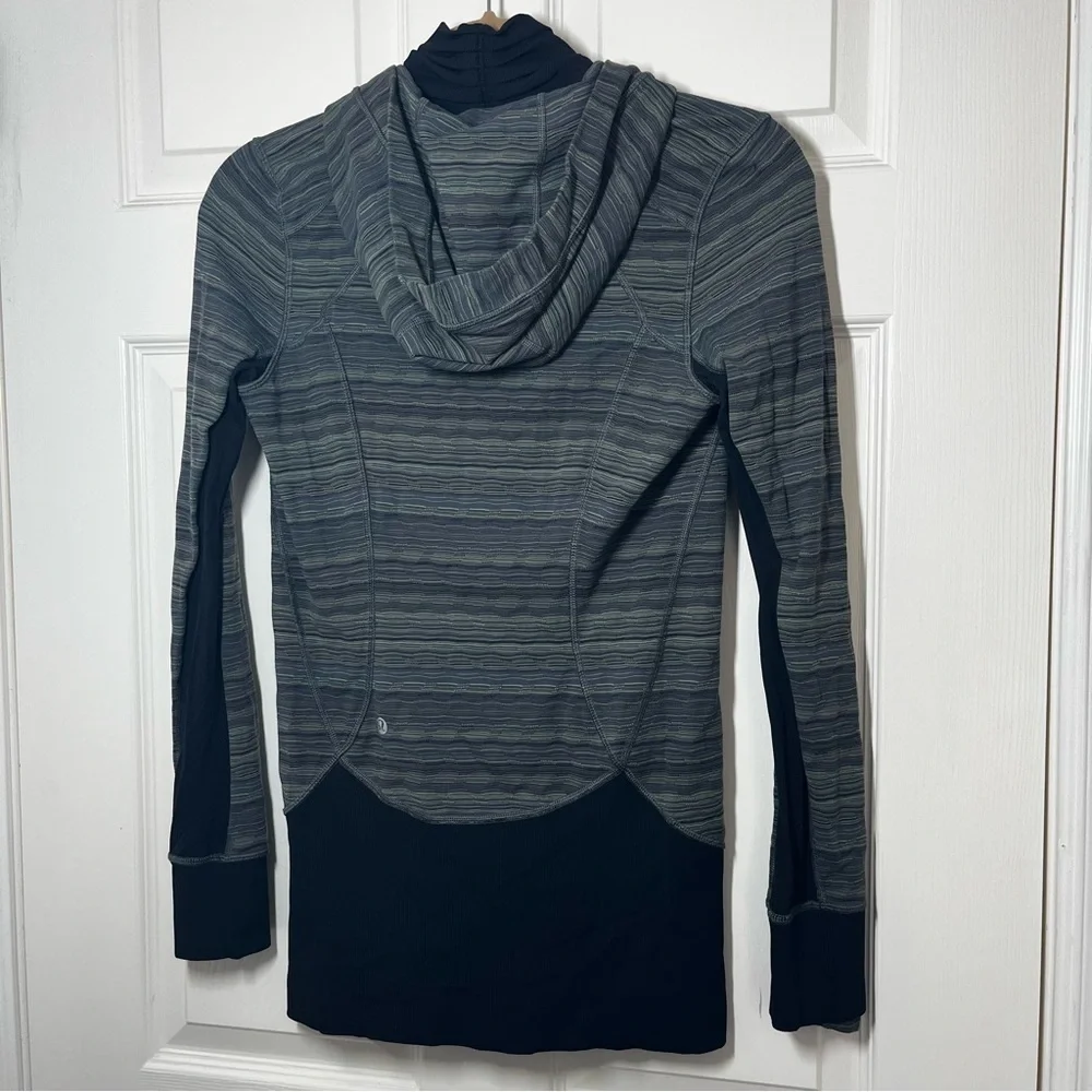 lululemon athletica pre owned